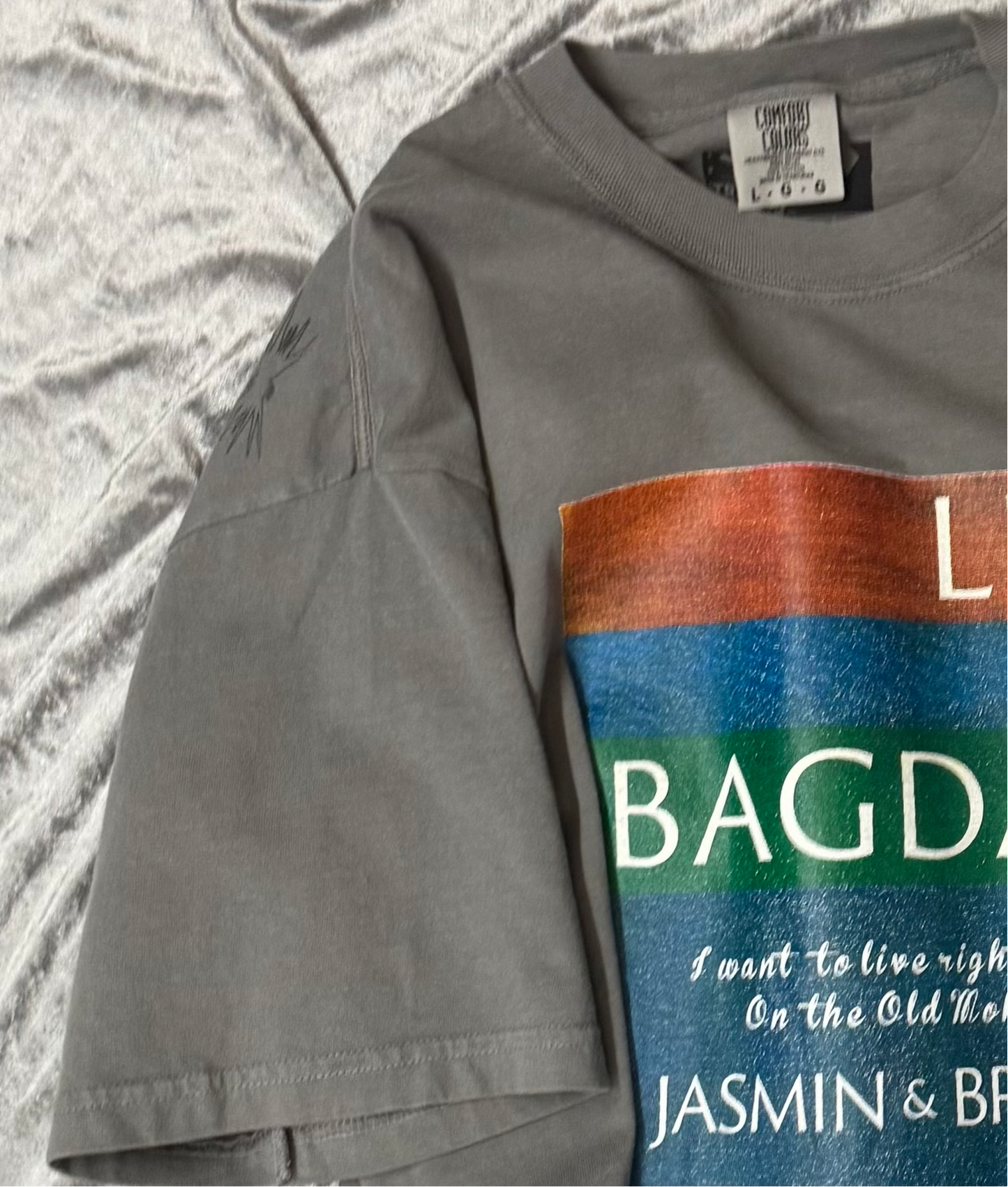 TRAVIS / LIVE IN BAGDAD T-shirt ~GRAY【SCENE8】