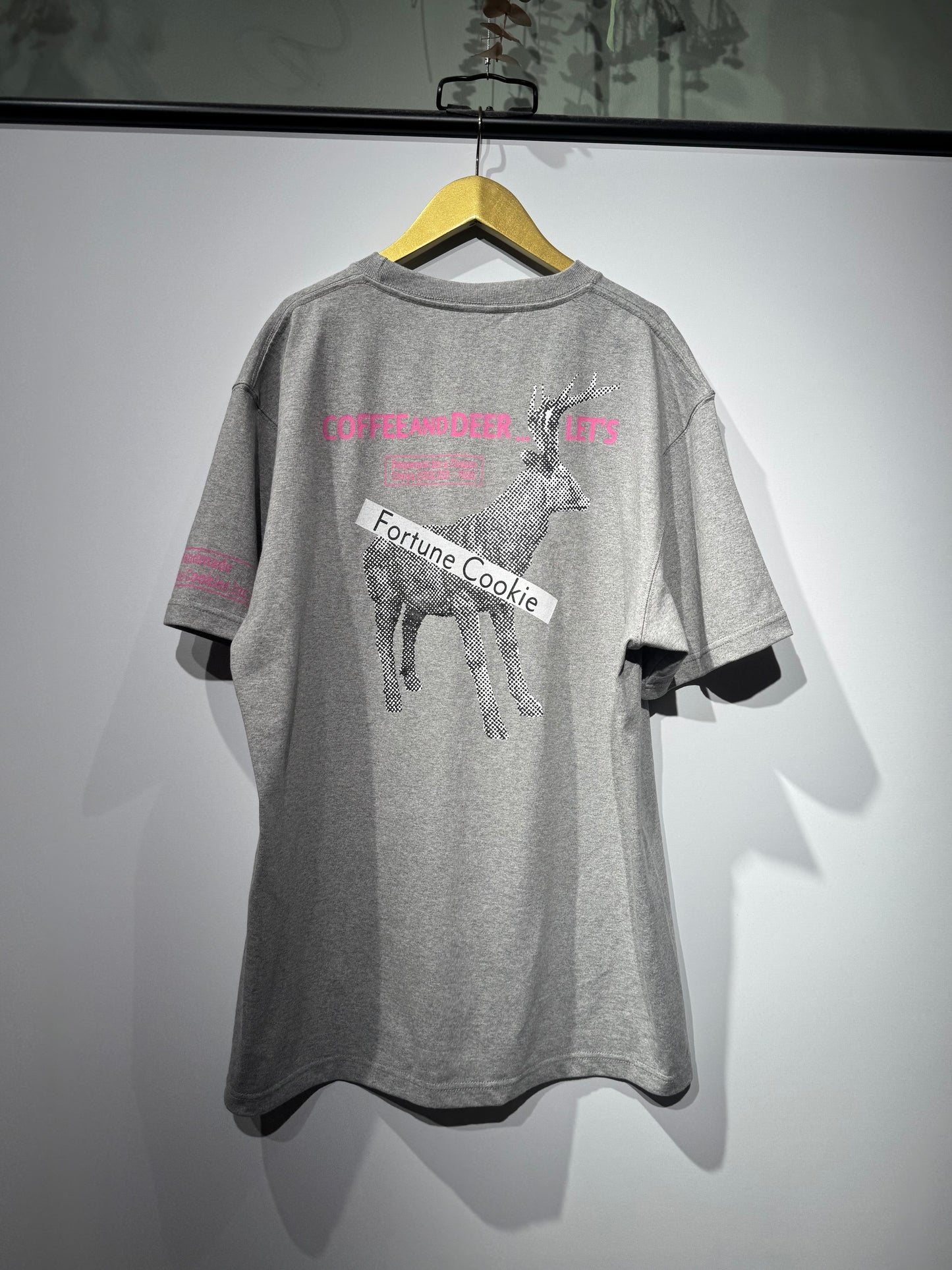 × フォーチュンクッキー / Coffee and Deer...Let's Tee(Donya & Daniel ver.) ~GRAY【SCENE0】