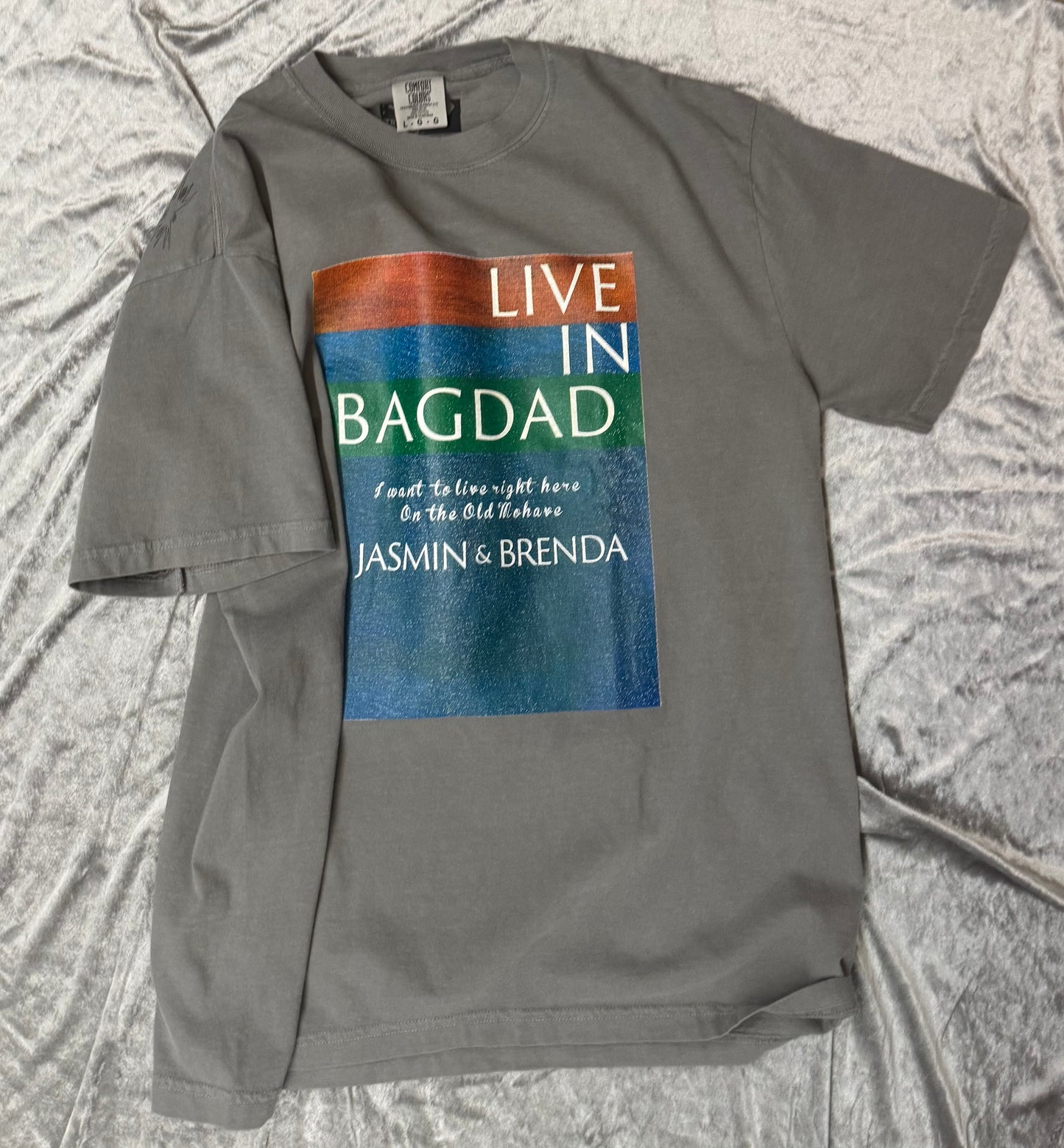 TRAVIS / LIVE IN BAGDAD T-shirt ~GRAY【SCENE8】
