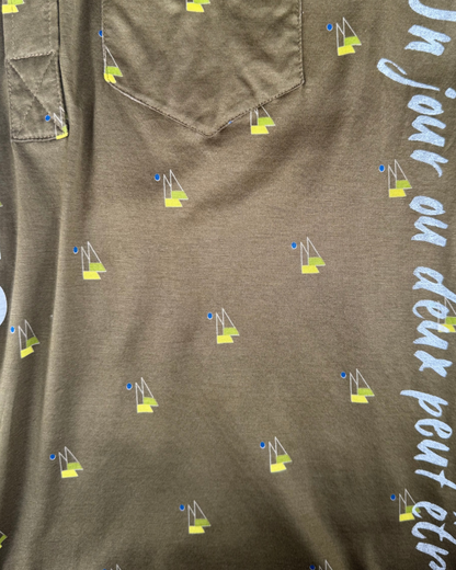 【MAUVAIS SANG】Polo Shirt (Title&Run/Words)/KHAKI/【ONE&ONLY/one-off】